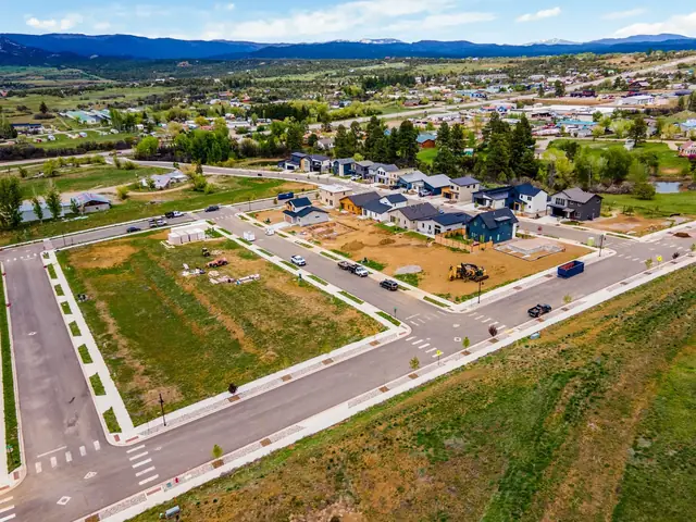 Aerial view of Elevation Park, Durango CO - photo 31