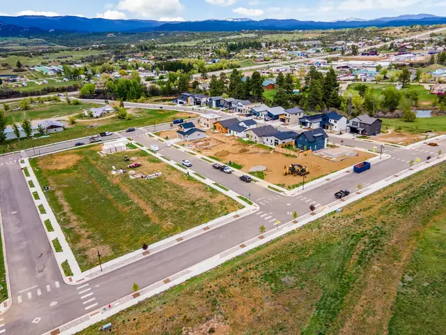 Aerial view of Elevation Park, Durango CO - photo 32