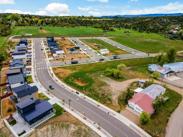 Aerial view of Elevation Park, Durango CO - photo 35