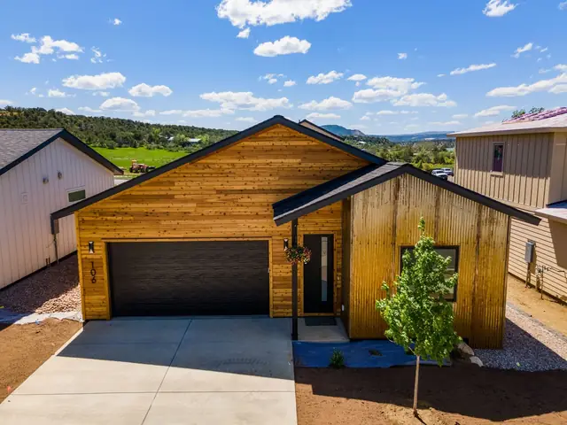 106 Elevation Dr - photo 2 of 27