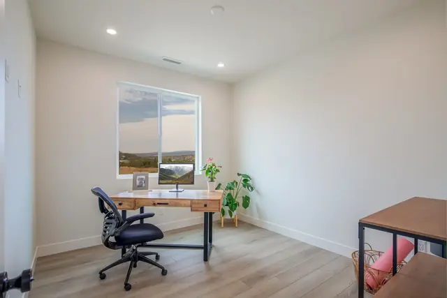 305 Singletrack Ln - photo 5 of 18